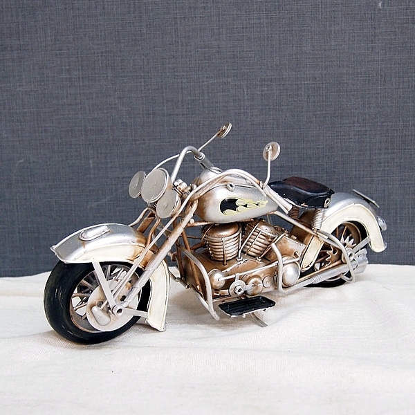 ブリキのおもちゃバイク ハーレーダビッドソンモデルアメリカンオートバイ／シルバーフォックス(Mサイズ)