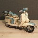 ブリキのおもちゃバイク ベスパ(Vespa)スクーター／ライトブルー(Mサイズ)